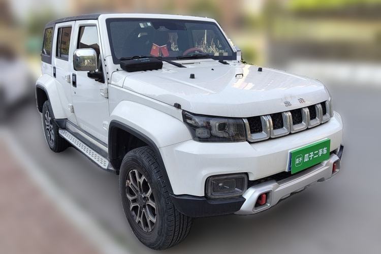 Used BAIC Off-Road BJ40 2020 2.0T Automatic Four-Wheel Drive Urban Hunter Edition Chivalrous Type Front Right 45 Deg