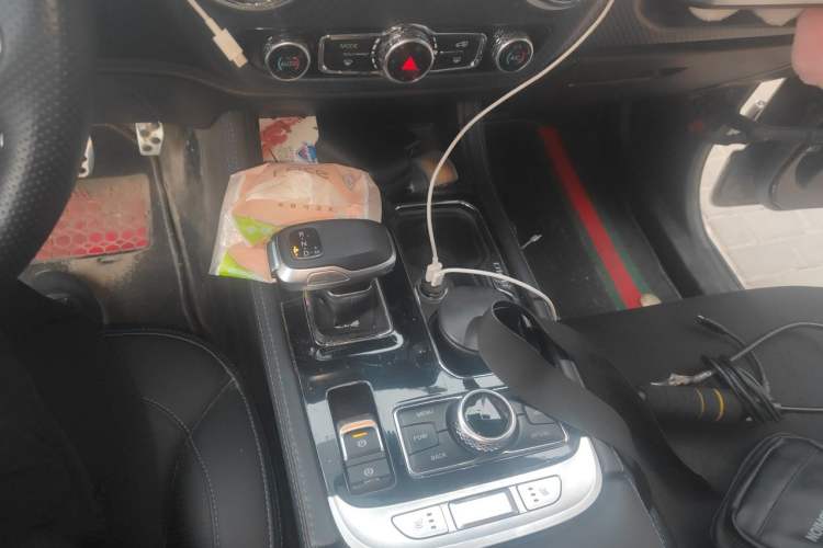 Used BAIC Off-Road BJ40 2020 2.0T Automatic Four-Wheel Drive Urban Hunter Edition Prestige Version Gear Lever