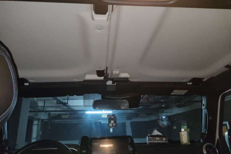 Used BAIC Off-Road BJ40 2020 2.0T Automatic Four-Wheel Drive Urban Hunter Edition Chivalrous Type Headliner