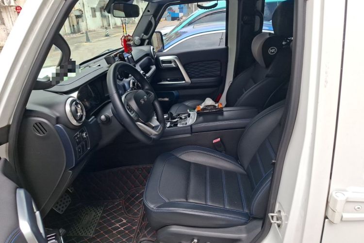 Used BAIC Off-Road BJ40 2020 2.0T Automatic Four-Wheel Drive Urban Hunter Edition Chivalrous Type Left Front Seat