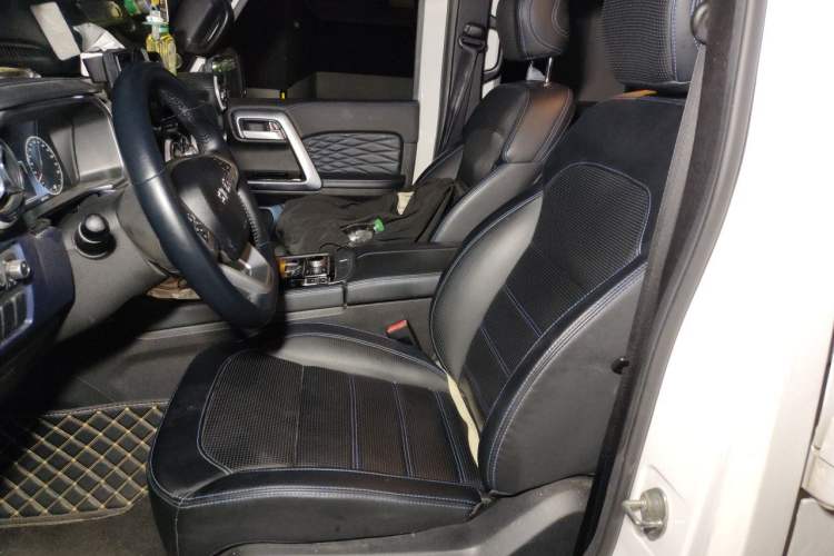 Used BAIC Off-Road BJ40 2020 2.0T Automatic Four-Wheel Drive Urban Hunter Edition Chivalrous Type Left Front Seat