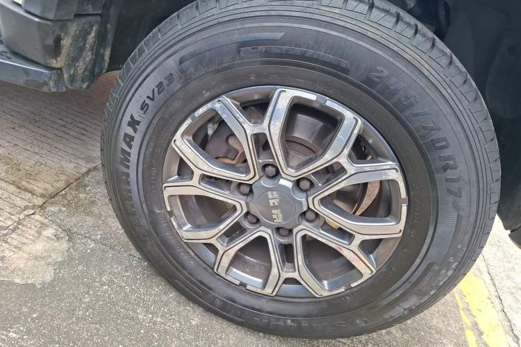 Used BAIC Off-Road BJ40 2020 2.0T Automatic Four-Wheel Drive Urban Hunter Edition Chivalrous Type Right Front Wheel Hub