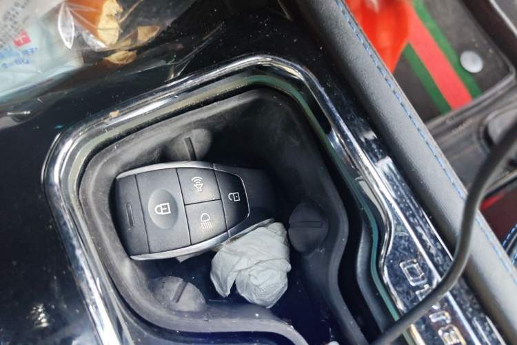 Used BAIC Off-Road BJ40 2020 2.0T Automatic Four-Wheel Drive Urban Hunter Edition Chivalrous Type Vehicle Key