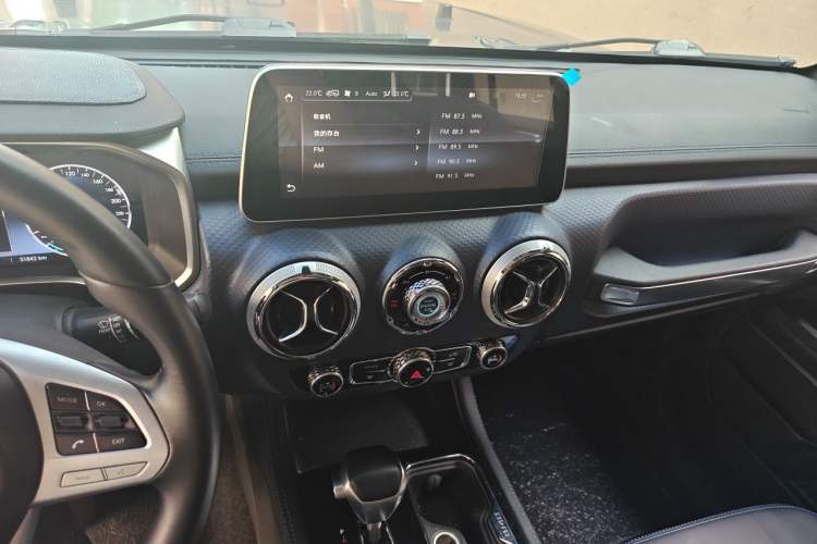 Used BAIC Off-Road BJ40 2021 2.3T Automatic Four-Wheel Drive Blade Hero Edition Supreme Version Audio And AC Panel