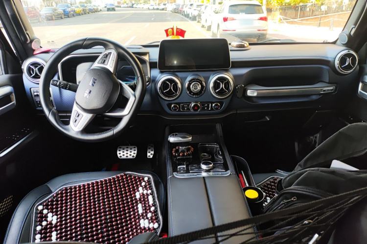 Used BAIC Off-Road BJ40 2021 2.0D Automatic Four-Wheel Drive Blade Hero Edition Adventurer Type Center Console