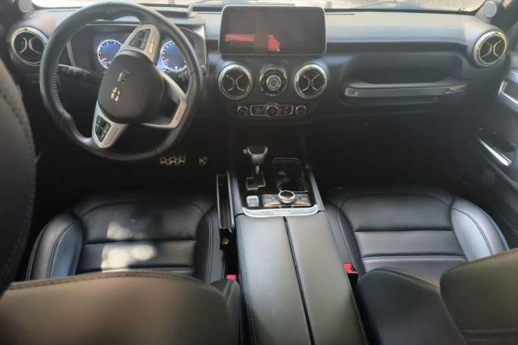 Used BAIC Off-Road BJ40 2021 2.3T Automatic Four-Wheel Drive Blade Hero Edition Supreme Version Center Console