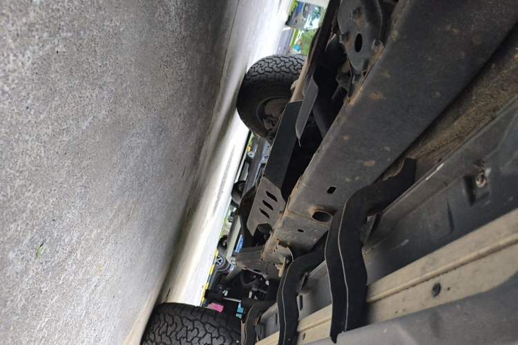 Used BAIC Off-Road BJ40 2021 2.0D Automatic Four-Wheel Drive Blade Hero Edition Adventurer Type Chassis Front Left