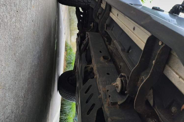 Used BAIC Off-Road BJ40 2021 2.0D Automatic Four-Wheel Drive Blade Hero Edition Adventurer Type Chassis Rear Left