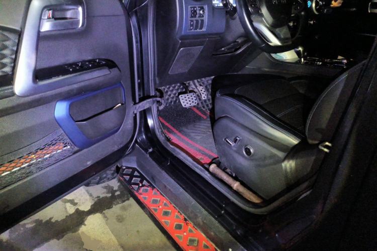 Used BAIC Off-Road BJ40 2021 2.3T Automatic Four-Wheel Drive Blade Hero Edition Supreme Version Driver Seat