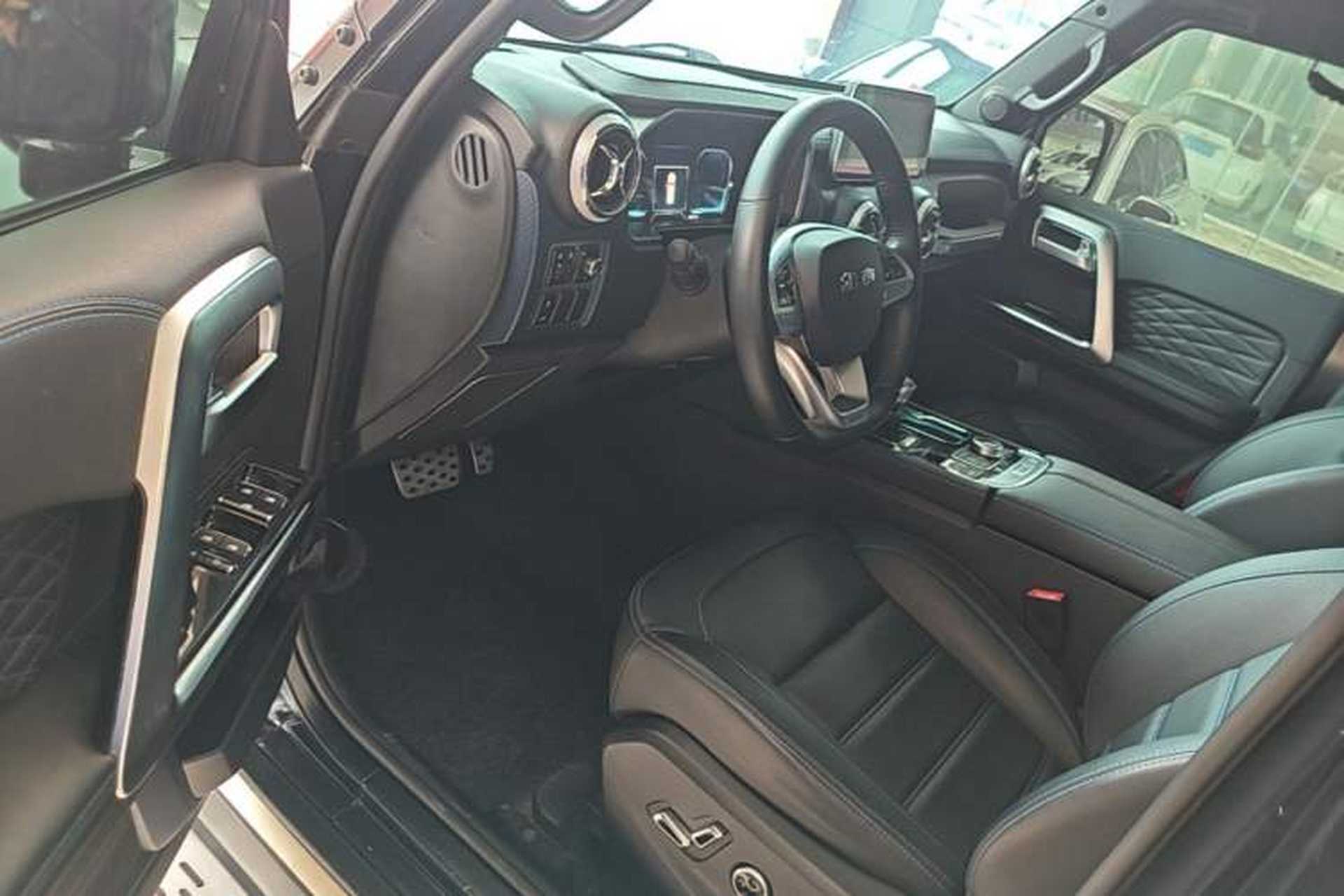 Used BAIC Off-Road BJ40 2021 2.0D Automatic Four-Wheel Drive Blade Hero Edition Adventurer Type Driver Seat