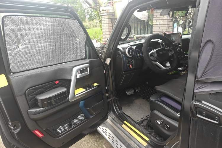 Used BAIC Off-Road BJ40 2021 2.0D Automatic Four-Wheel Drive Blade Hero Edition Adventurer Type Driver Seat