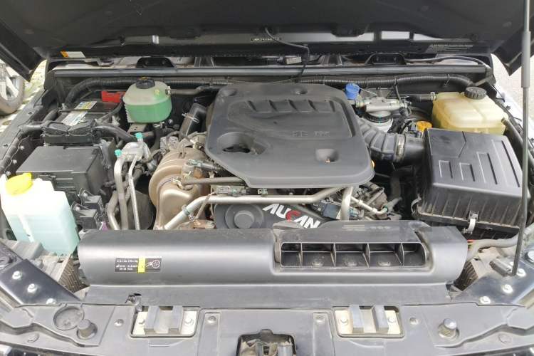 Used BAIC Off-Road BJ40 2021 2.0D Automatic Four-Wheel Drive Blade Hero Edition Adventurer Type Engine Bay