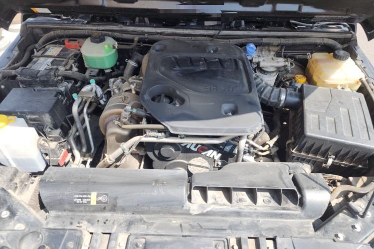 Used BAIC Off-Road BJ40 2021 2.0D Automatic Four-Wheel Drive Blade Hero Edition Adventurer Type Engine Bay