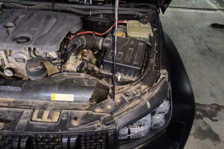 Used BAIC Off-Road BJ40 2021 2.3T Automatic Four-Wheel Drive Blade Hero Edition Supreme Version Engine Bay Left