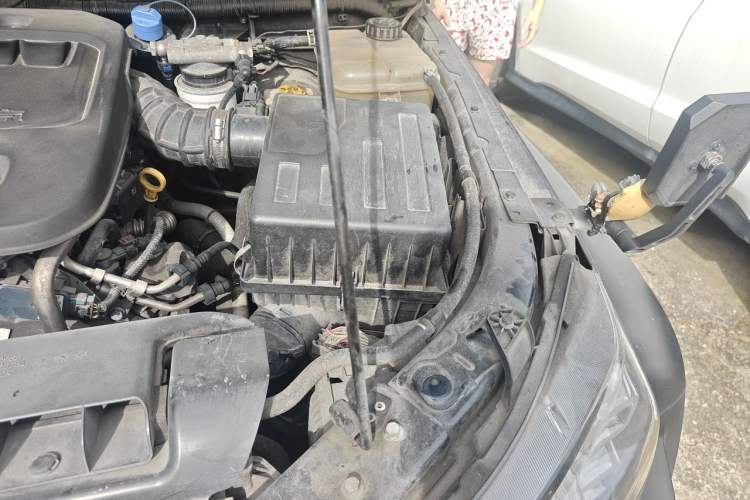 Used BAIC Off-Road BJ40 2021 2.0D Automatic Four-Wheel Drive Blade Hero Edition Adventurer Type Engine Bay Left