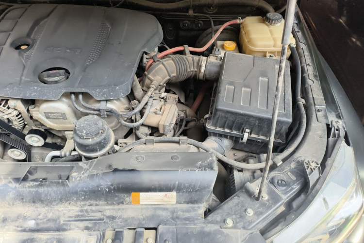 Used BAIC Off-Road BJ40 2021 2.3T Automatic Four-Wheel Drive Blade Hero Edition Supreme Version Engine Bay Left
