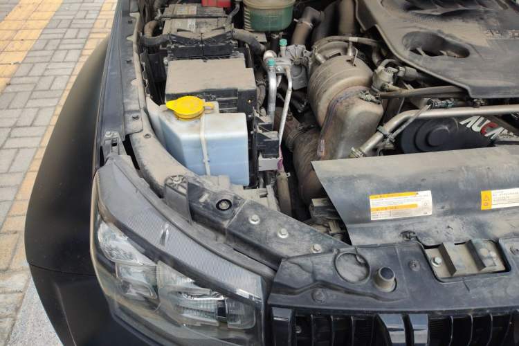 Used BAIC Off-Road BJ40 2021 2.0D Automatic Four-Wheel Drive Blade Hero Edition Adventurer Type Engine Bay Right