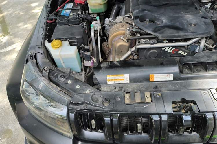 Used BAIC Off-Road BJ40 2021 2.0D Automatic Four-Wheel Drive Blade Hero Edition Adventurer Type Engine Bay Right