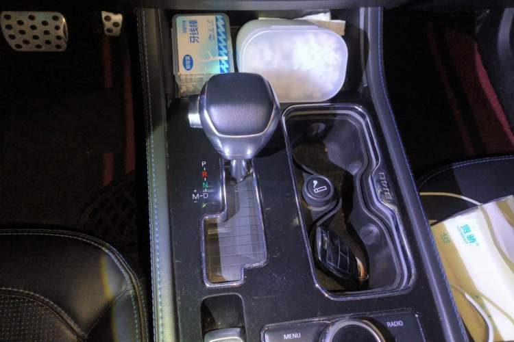 Used BAIC Off-Road BJ40 2021 2.3T Automatic Four-Wheel Drive Blade Hero Edition Supreme Version Gear Lever