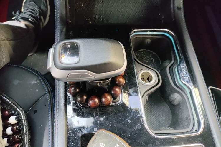 Used BAIC Off-Road BJ40 2021 2.0D Automatic Four-Wheel Drive Blade Hero Edition Adventurer Type Gear Lever