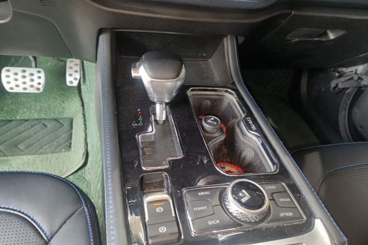 Used BAIC Off-Road BJ40 2021 2.3T Automatic Four-Wheel Drive Blade Hero Edition Supreme Version Gear Lever