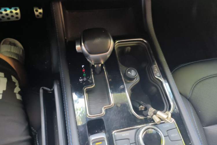Used BAIC Off-Road BJ40 2021 2.3T Automatic Four-Wheel Drive Blade Hero Edition Supreme Version Gear Lever