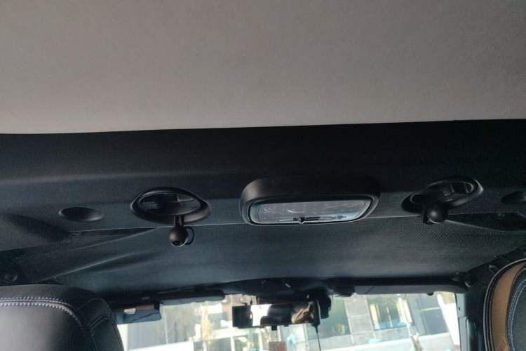 Used BAIC Off-Road BJ40 2021 2.3T Automatic Four-Wheel Drive Blade Hero Edition Supreme Version Headliner