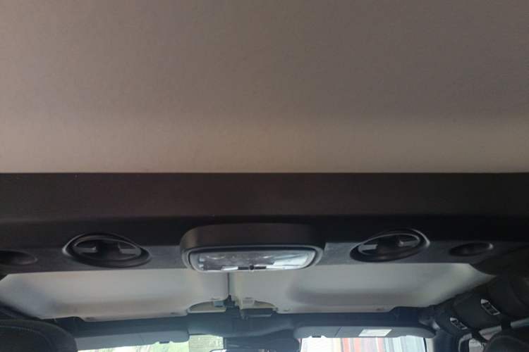 Used BAIC Off-Road BJ40 2021 2.3T Automatic Four-Wheel Drive Blade Hero Edition Supreme Version Headliner