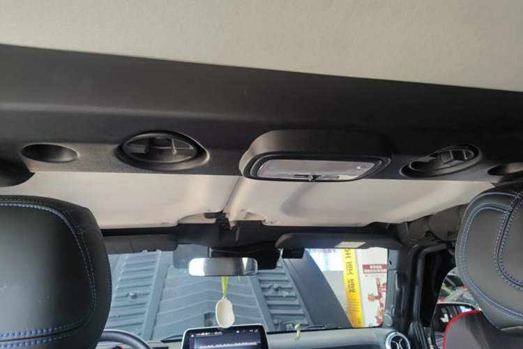 Used BAIC Off-Road BJ40 2021 2.3T Automatic Four-Wheel Drive Blade Hero Edition Supreme Version Headliner