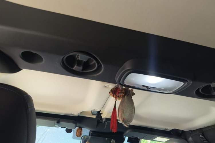 Used BAIC Off-Road BJ40 2021 2.0D Automatic Four-Wheel Drive Blade Hero Edition Adventurer Type Headliner