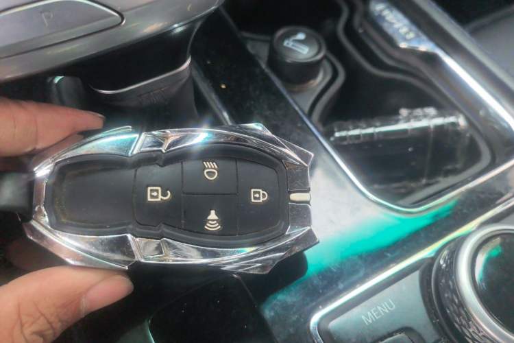 Used BAIC Off-Road BJ40 2021 2.0D Automatic Four-Wheel Drive Blade Hero Edition Pioneer Model Interior 1