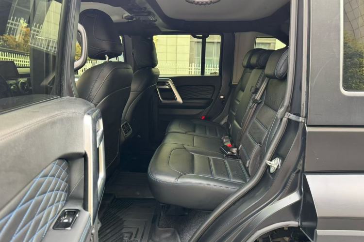 Used BAIC Off-Road BJ40 2021 2.0D Automatic Four-Wheel Drive Blade Hero Edition Adventurer Type Interior 2