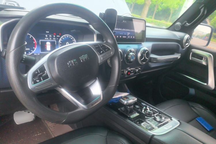 Used BAIC Off-Road BJ40 2021 2.0D Automatic Four-Wheel Drive Blade Hero Edition Pioneer Model Interior 2