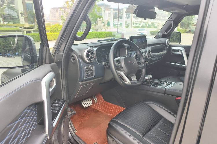 Used BAIC Off-Road BJ40 2021 2.0D Automatic Four-Wheel Drive Blade Hero Edition Adventurer Type Interior 2