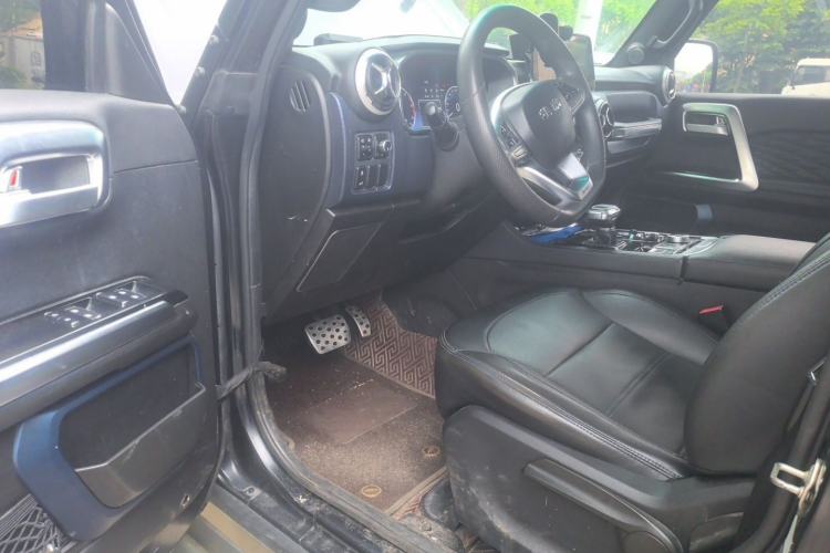 Used BAIC Off-Road BJ40 2021 2.0D Automatic Four-Wheel Drive Blade Hero Edition Pioneer Model Interior 3