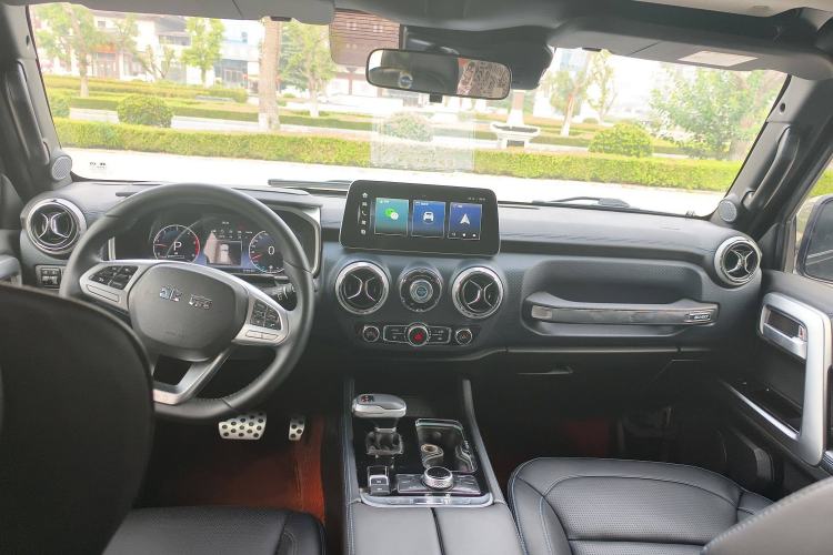Used BAIC Off-Road BJ40 2021 2.0D Automatic Four-Wheel Drive Blade Hero Edition Adventurer Type Interior 3
