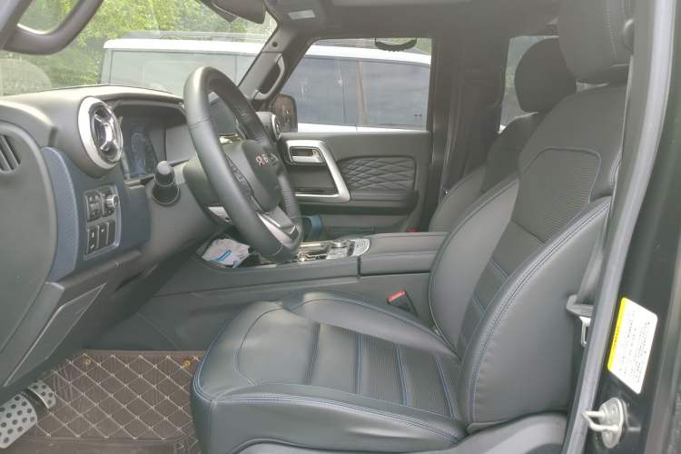 Used BAIC Off-Road BJ40 2021 2.0D Automatic Four-Wheel Drive Blade Hero Edition Adventurer Type Left Front Seat