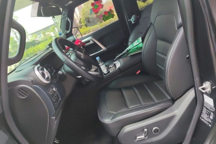Used BAIC Off-Road BJ40 2021 2.0D Automatic Four-Wheel Drive Blade Hero Edition Adventurer Type Left Front Seat