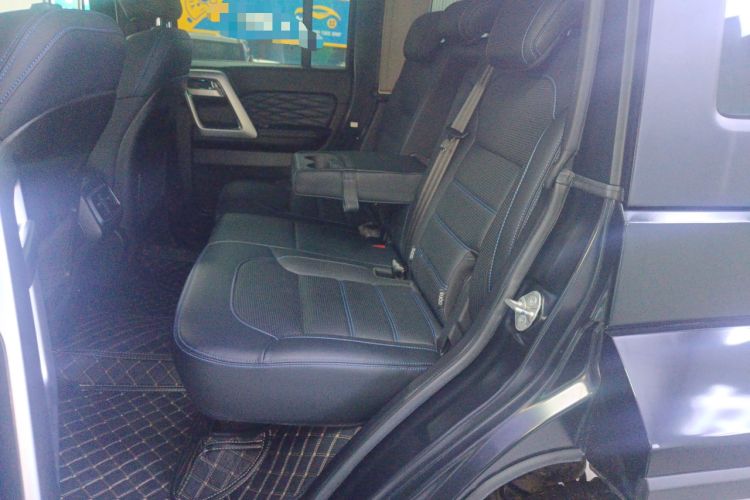 Used BAIC Off-Road BJ40 2021 2.0D Automatic Four-Wheel Drive Blade Hero Edition Adventurer Type Left Rear Seat