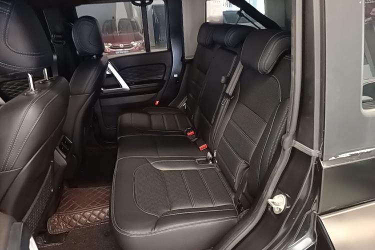 Used BAIC Off-Road BJ40 2021 2.0D Automatic Four-Wheel Drive Blade Hero Edition Adventurer Model (with Front and Rear Electronic Locks) Left Rear Seat