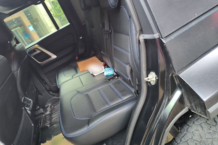 Used BAIC Off-Road BJ40 2021 2.0D Automatic Four-Wheel Drive Blade Hero Edition Adventurer Type Left Rear Seat