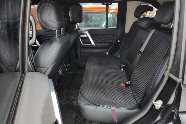 Used BAIC Off-Road BJ40 2021 2.3T Automatic Four-Wheel Drive Blade Hero Edition Supreme Version Left Rear Seat