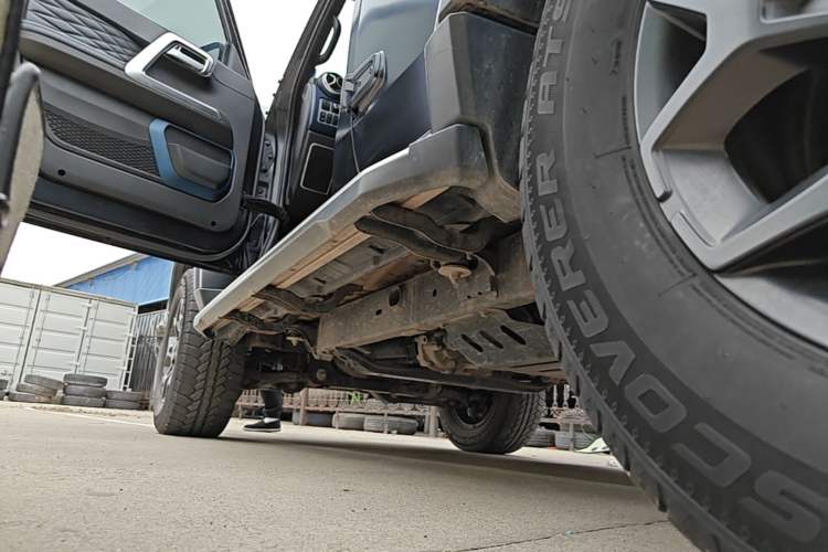 Used BAIC Off-Road BJ40 2021 2.0D Automatic Four-Wheel Drive Blade Hero Edition Adventurer Type Left Side Sill