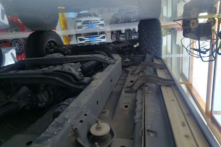 Used BAIC Off-Road BJ40 2021 2.3T Automatic Four-Wheel Drive Blade Hero Edition Supreme Version Left Side Sill