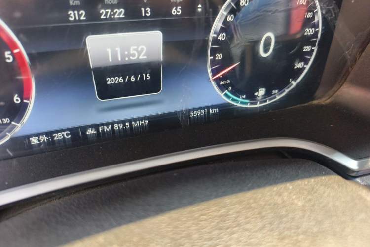 Used BAIC Off-Road BJ40 2021 2.0D Automatic Four-Wheel Drive Blade Hero Edition Adventurer Type Odometer Close Up