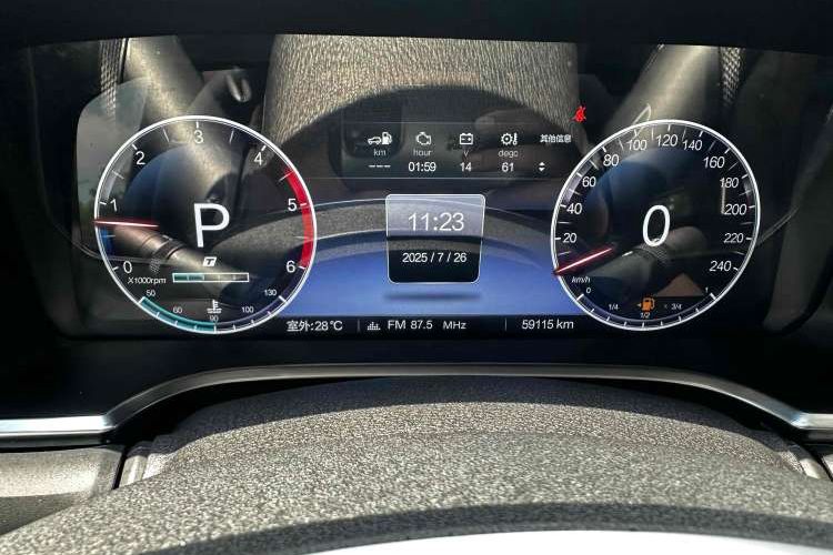 Used BAIC Off-Road BJ40 2021 2.0D Automatic Four-Wheel Drive Blade Hero Edition Adventurer Type Odometer Close Up