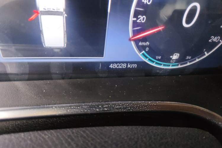 Used BAIC Off-Road BJ40 2021 2.0D Automatic Four-Wheel Drive Blade Hero Edition Adventurer Model (with Front and Rear Electronic Locks) Odometer Close Up