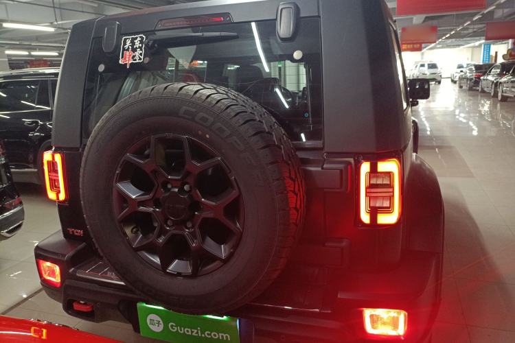 Used BAIC Off-Road BJ40 2021 2.0D Automatic Four-Wheel Drive Blade Hero Edition Pioneer Model Rear