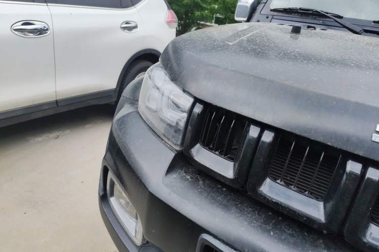 Used BAIC Off-Road BJ40 2021 2.0D Automatic Four-Wheel Drive Blade Hero Edition Adventurer Type Right Front Headlight
