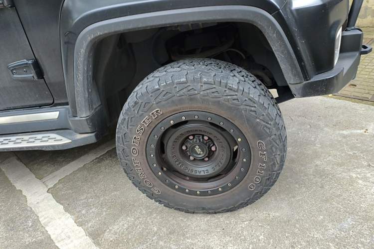 Used BAIC Off-Road BJ40 2021 2.0D Automatic Four-Wheel Drive Blade Hero Edition Adventurer Type Right Front Wheel Hub